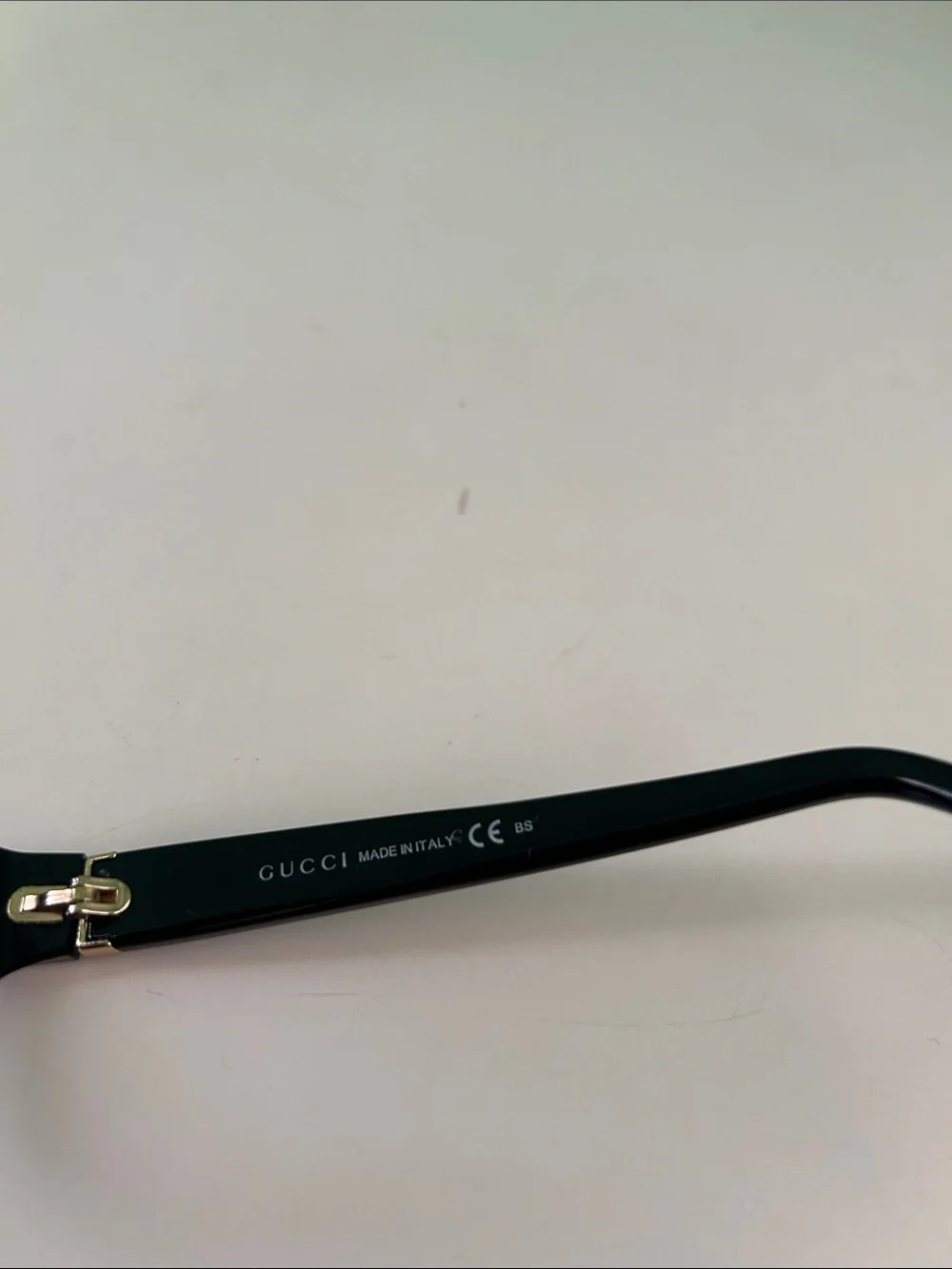 Gucci classic rectangular